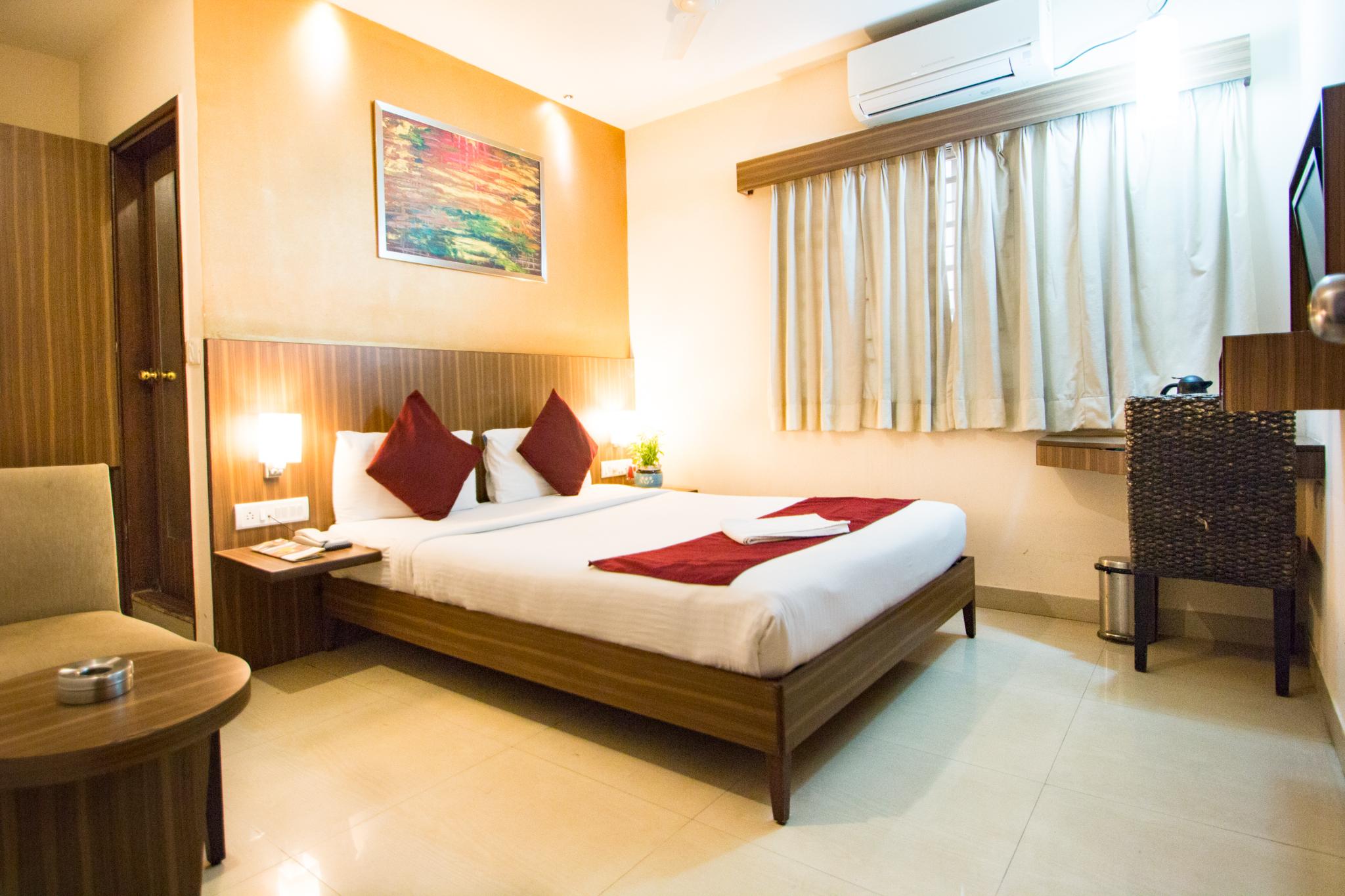 ลา ซารา คอมฟอร์ต Hotel บังกาลอร์ ภายนอก รูปภาพ