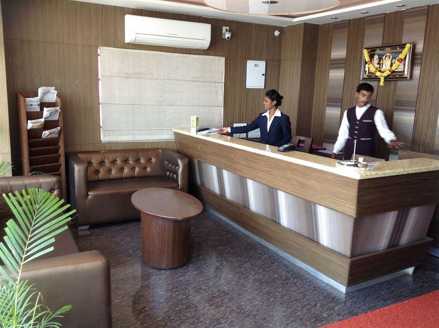 ลา ซารา คอมฟอร์ต Hotel บังกาลอร์ ภายนอก รูปภาพ