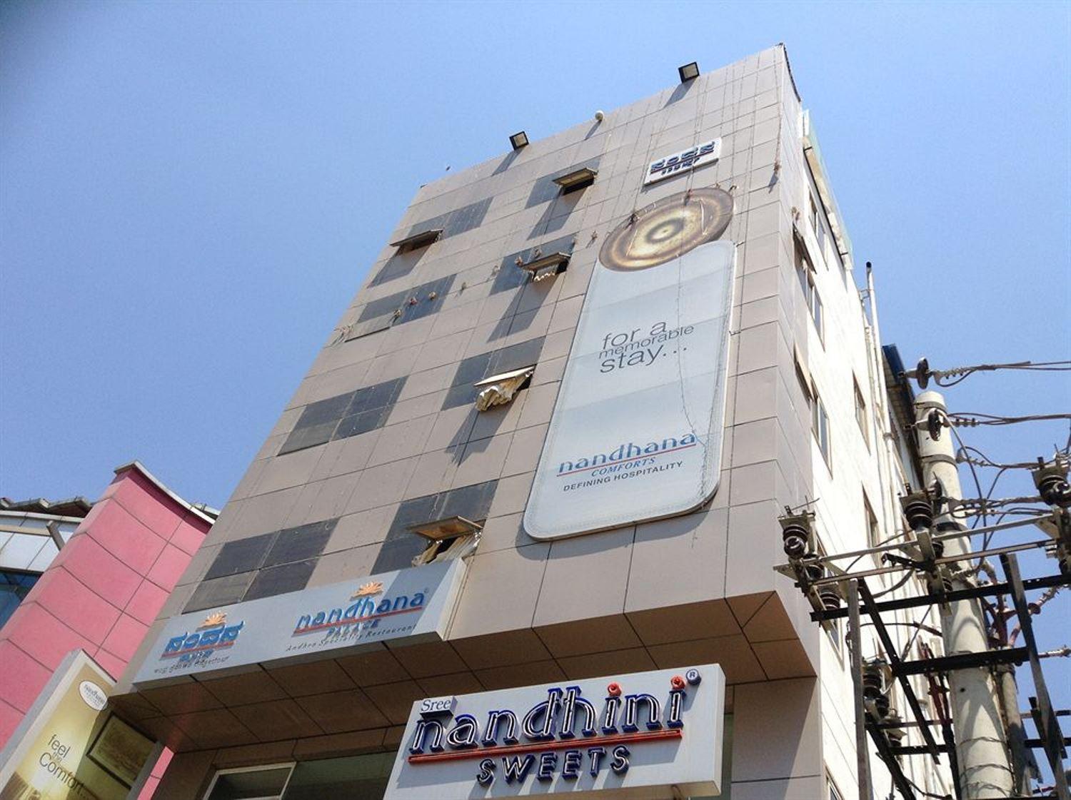 ลา ซารา คอมฟอร์ต Hotel บังกาลอร์ ภายนอก รูปภาพ